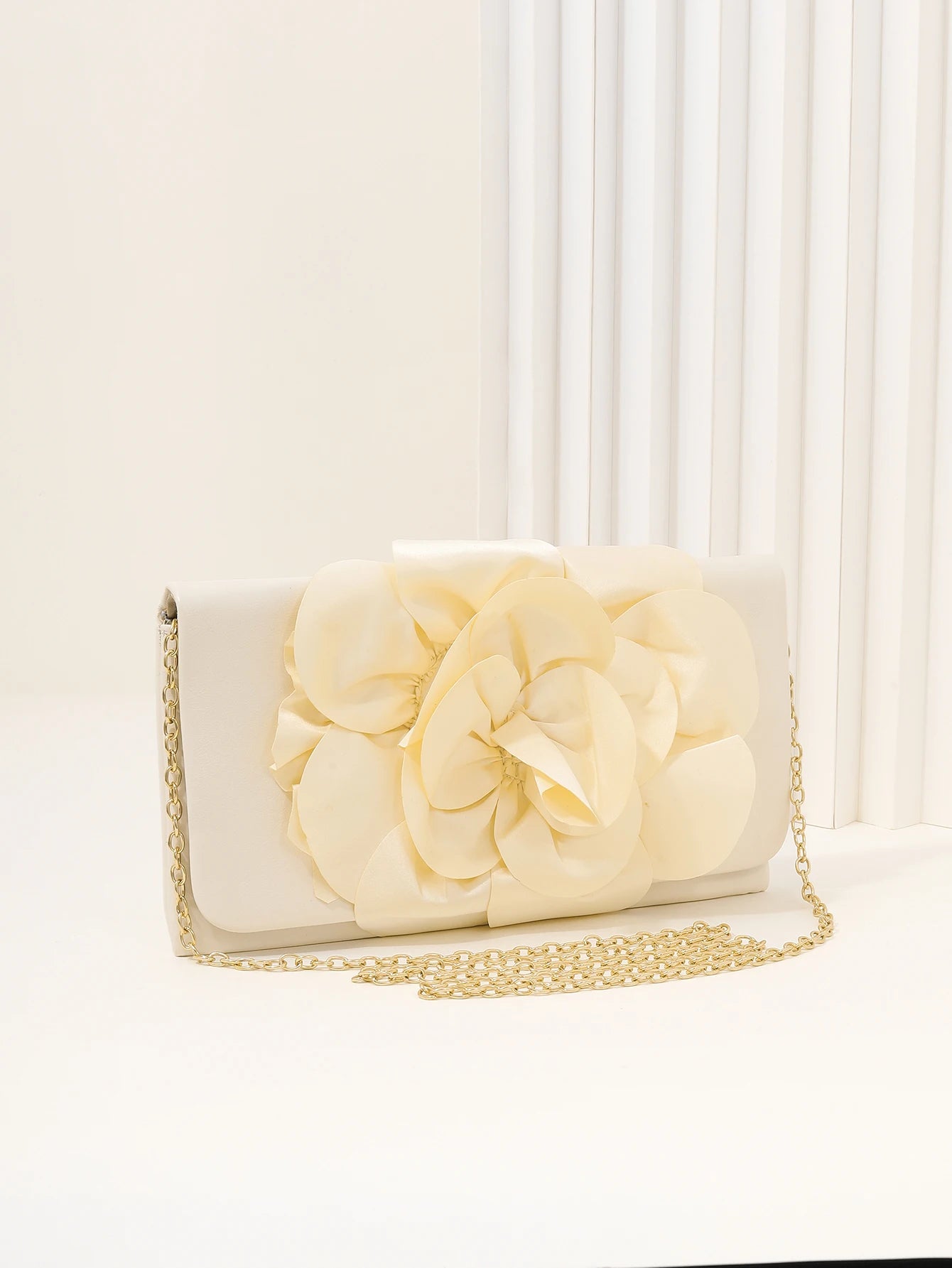 Ruched Evening Purse For Women,Handmade Flower Decor Clutch Bag, Elegant Pleated Dinner Purse For Wedding Party Prom Banquet